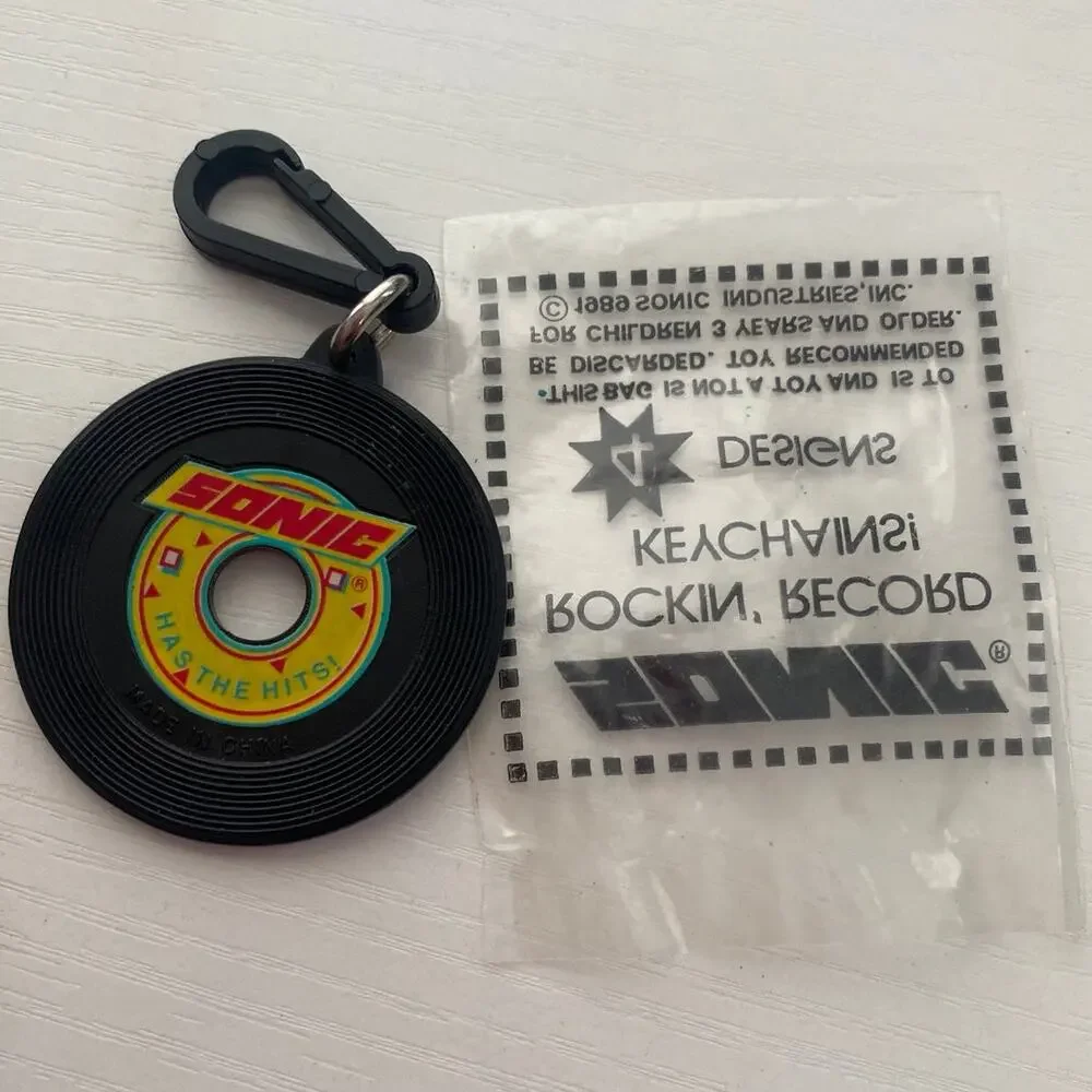 Vintage Sonic Restaurant Record Keychain Backpack Clip Charm Collectible 1989